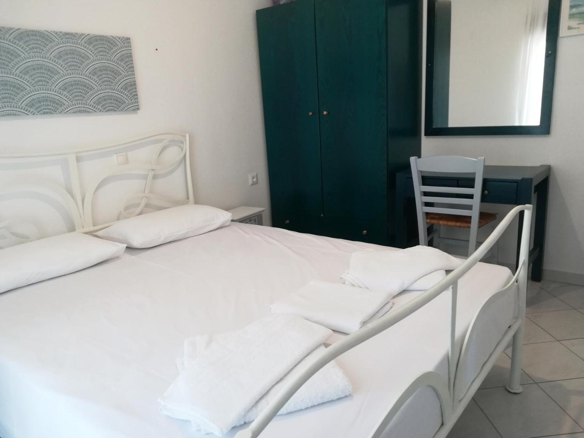 Melina Apartments Nikiti  Exterior photo